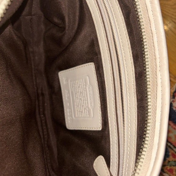 COACH - Signature Red Hobo Bag and Wristlet SET - Picture 6 of 7